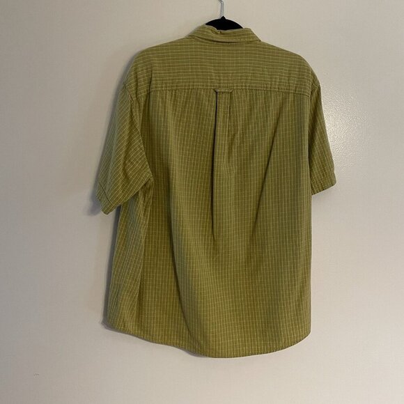 Columbia Men's Sz L Green Short Sleeve Button Up Collared Shirt - Picture 9 of 10
